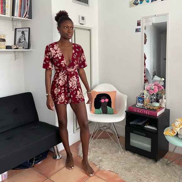 Romper - Picture 1 of 4